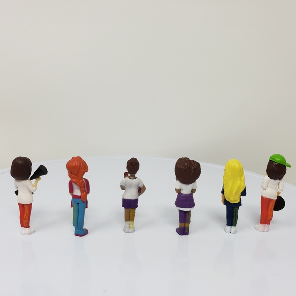 Barbie Career Mini Dolls 6 - Picture 2 of 14